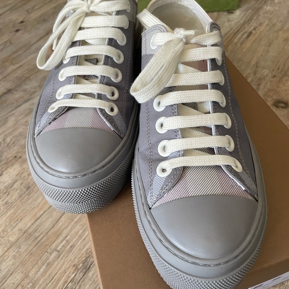 Burberry Jack check low-top sneakers, size 39, color: grey, multi - Picture 7 of 8